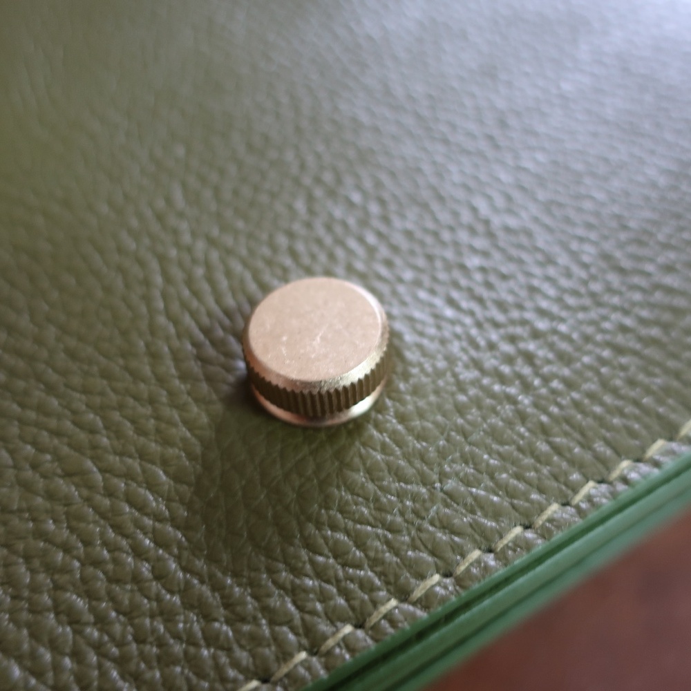 Linquist Object Ray in Avocado - Picture 10 of 14